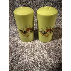 Vintage Ceramic Mushroom Salt And Pepper Shaker Set Made in USA